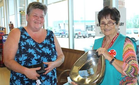 Kincardine hospital auxiliary raises more than $6,000 at tag days