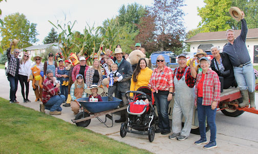 Sunny, chilly day for Tiverton Fall Fair Parade