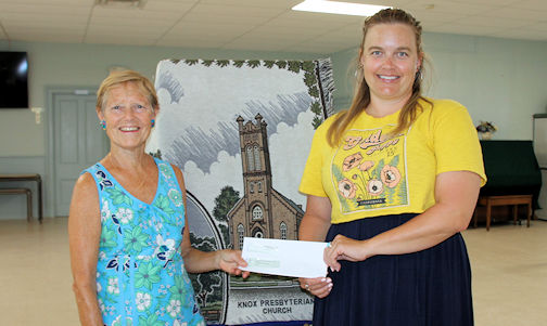 Knox Kincardine donates $1,500 to Women’s House Serving Bruce and Grey