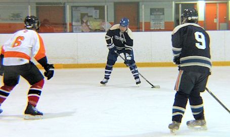 Tundra Taters take on Bruce Power in support of Kincardine Minor Hockey