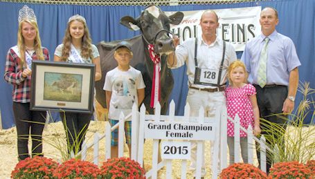 Hodglynn Holsteins of Kincardine has grand champion at Bruce Grey Holstein Show