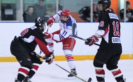 Bulldogs face elimination against Walkerton Hawks in playoffs