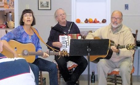 Crowd enjoys folk concert at St. Luke's Anglican Church hall