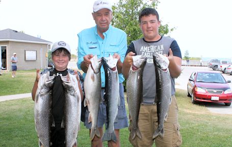 Hanover woman leading Chantry derby with 13.75-pound salmon