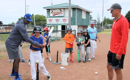 Kincardine, Clinton minor baseball camps return in July